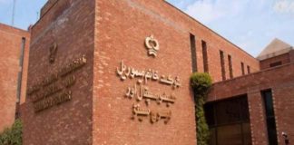 Twitter netizens responded cartoonist Sabir Nazir after his criticism on SKMH fund raising