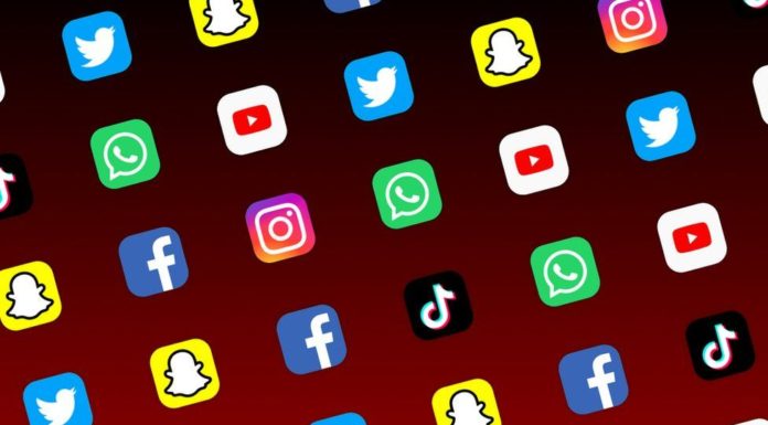 Social Media service suspension in Pakistan