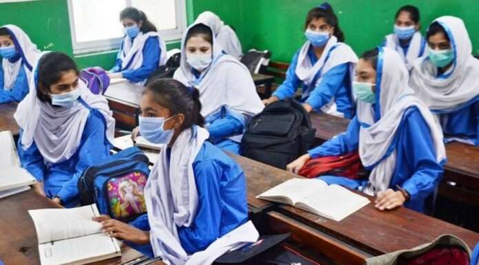 Lahore’s Private Schools Announce New Timings