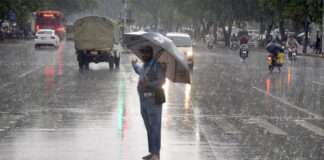 As PMD predicts heavy rain, the hot spell will soon come to an end.