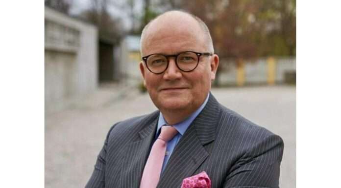 The CEO of Nokia will soon visit Pakistan.