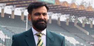 Mickey Arthur is replaced as PCB’s director of cricket by Muhammad Hafeez