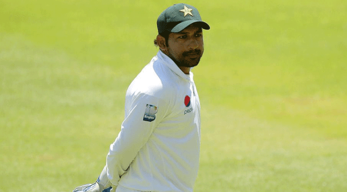 Sarfaraz Ahmed leaves Pakistan in disheartenment