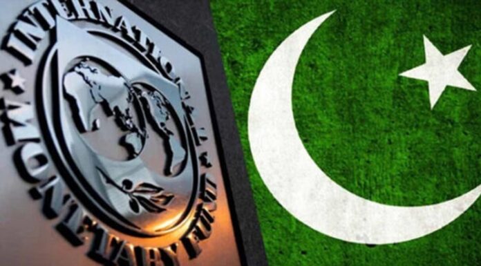 IMF Wants Pakistan to Increase Tax Burden on Salaried Class