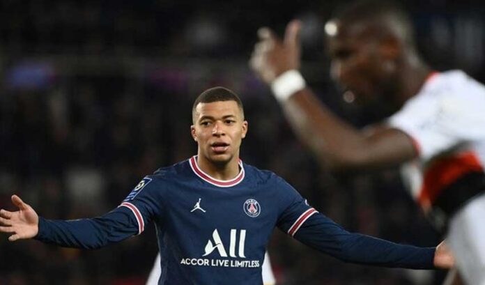 mbappe-powers-psg