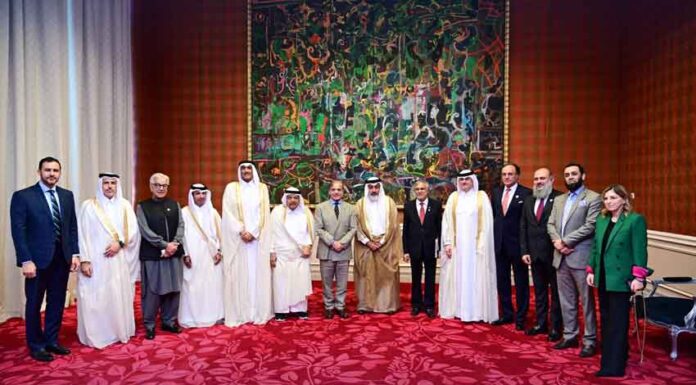 PM Sharif invites Qatari businessmen to invest in Pakistan